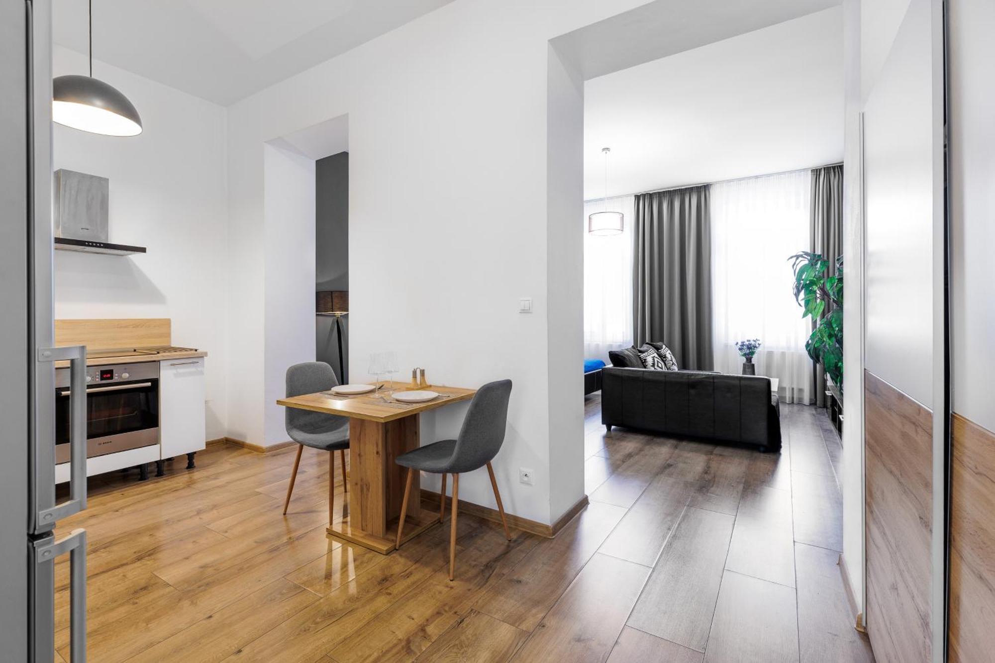 Skackava - Beautiful New Apartment In Direct Centrum, 24H Self Check-In بانْشكا بيشتريتْسا المظهر الخارجي الصورة